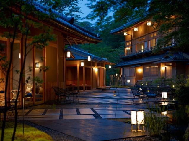 景觀(guān)燈設(shè)計(jì) 哪一個(gè)景觀(guān)燈更具設(shè)計(jì)感